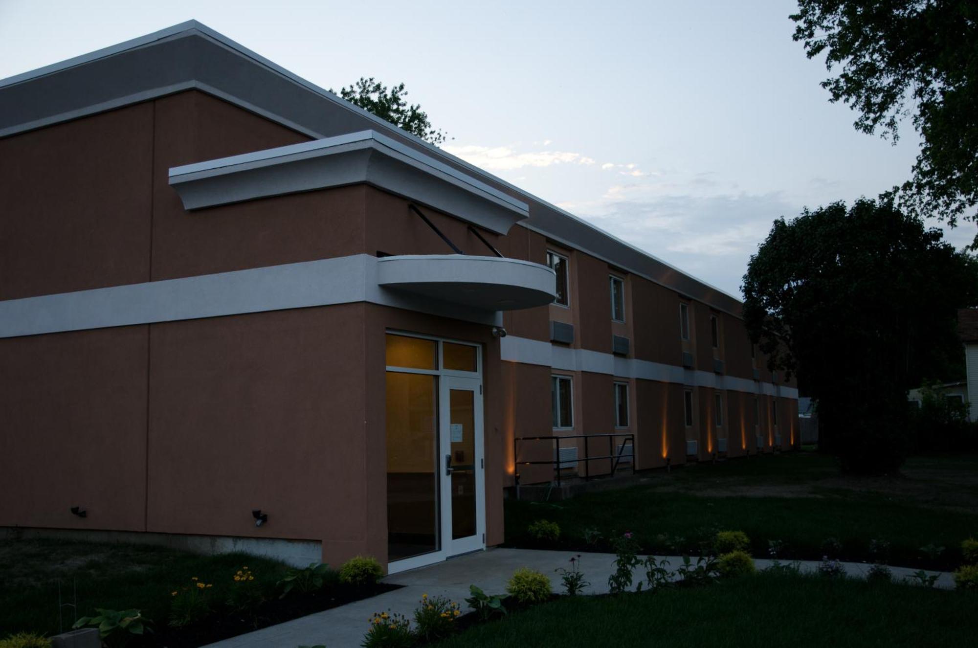 Aashram Hotel By Niagara River Καταρράκτες του Νιαγάρα Εξωτερικό φωτογραφία