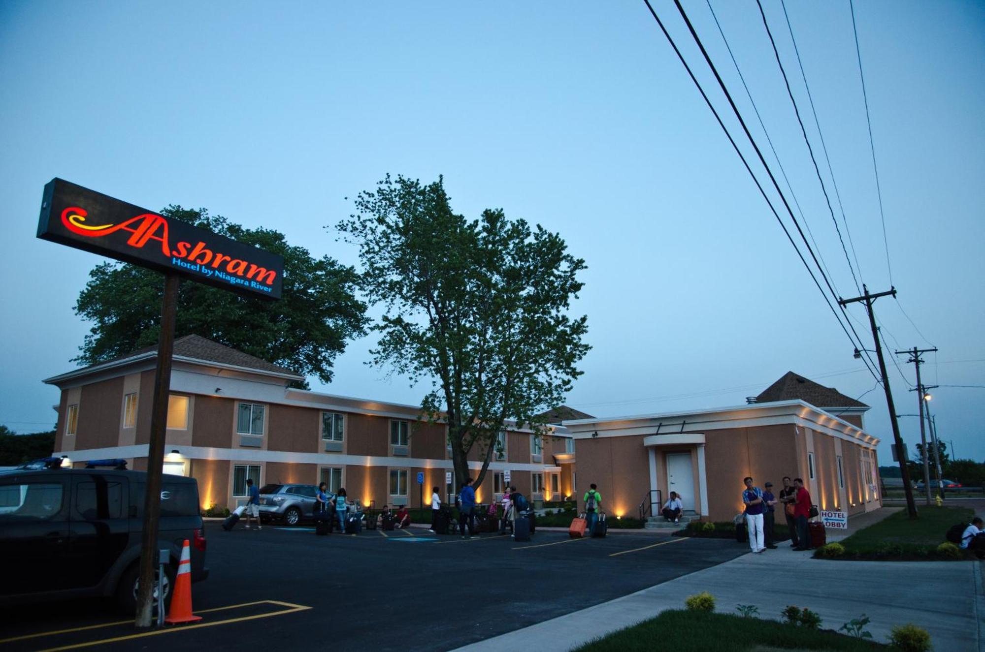 Aashram Hotel By Niagara River Καταρράκτες του Νιαγάρα Εξωτερικό φωτογραφία