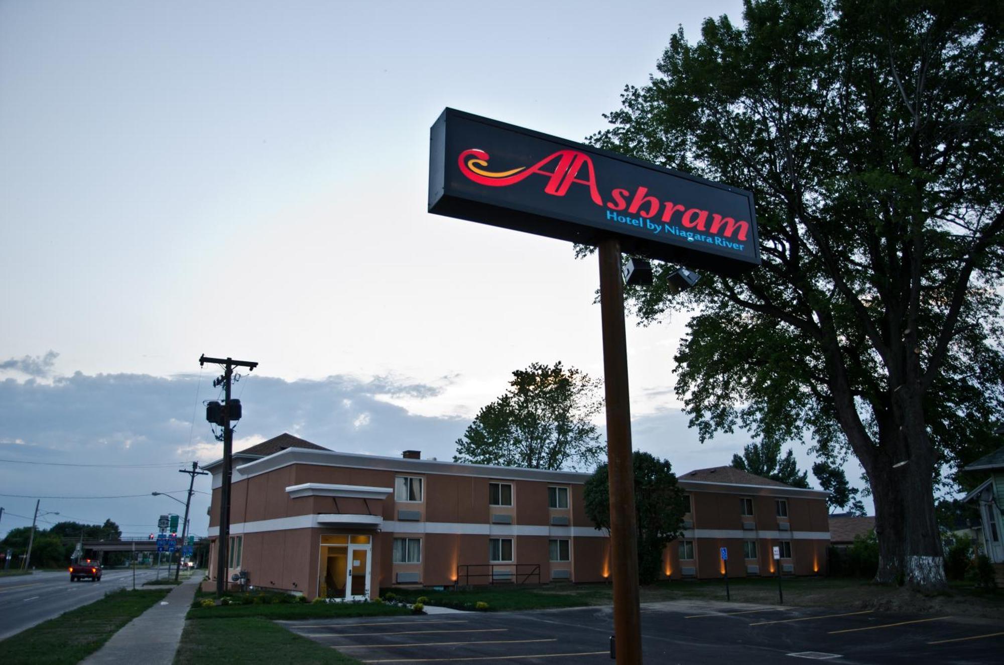 Aashram Hotel By Niagara River Καταρράκτες του Νιαγάρα Εξωτερικό φωτογραφία