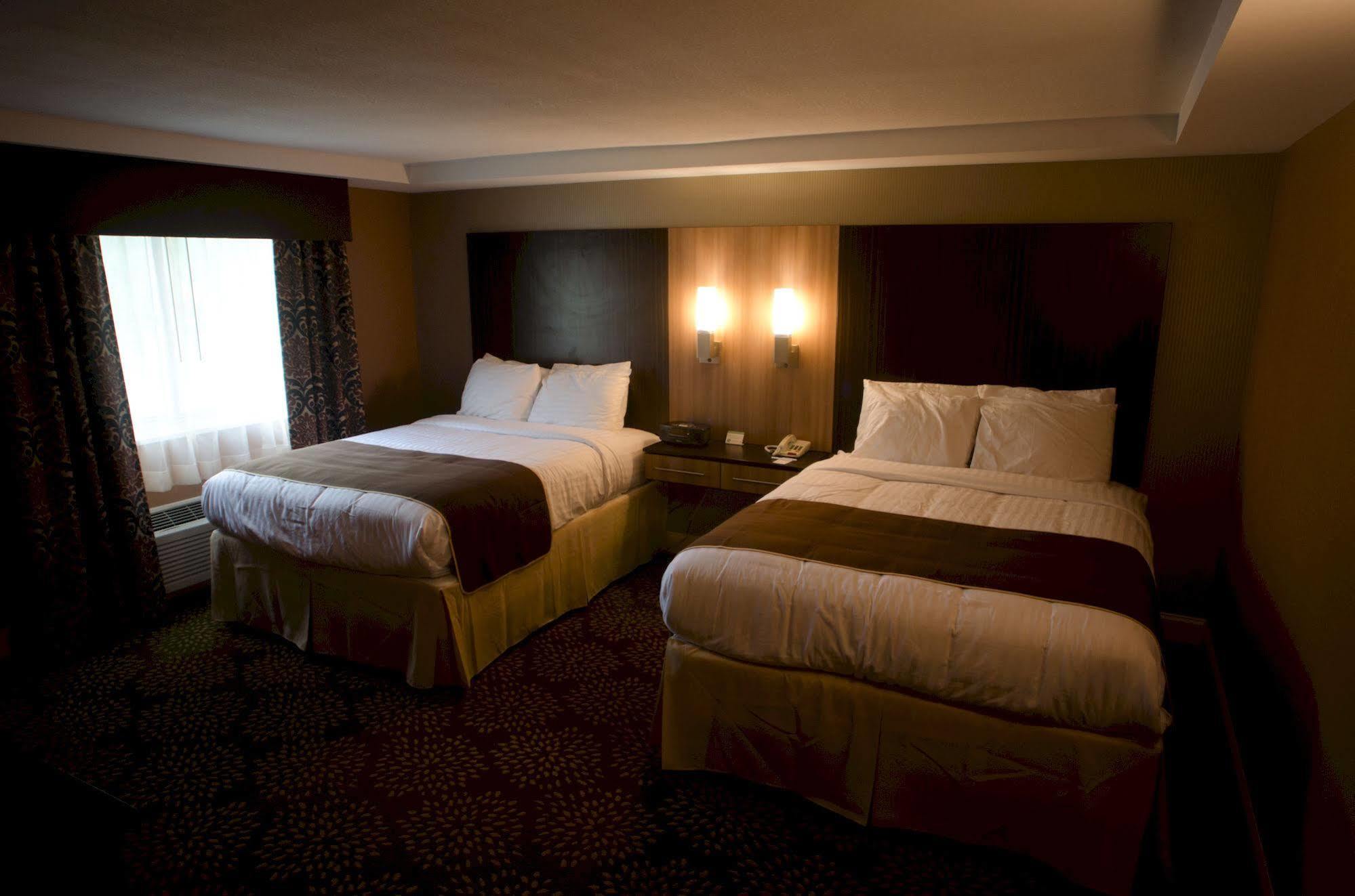Aashram Hotel By Niagara River Καταρράκτες του Νιαγάρα Εξωτερικό φωτογραφία